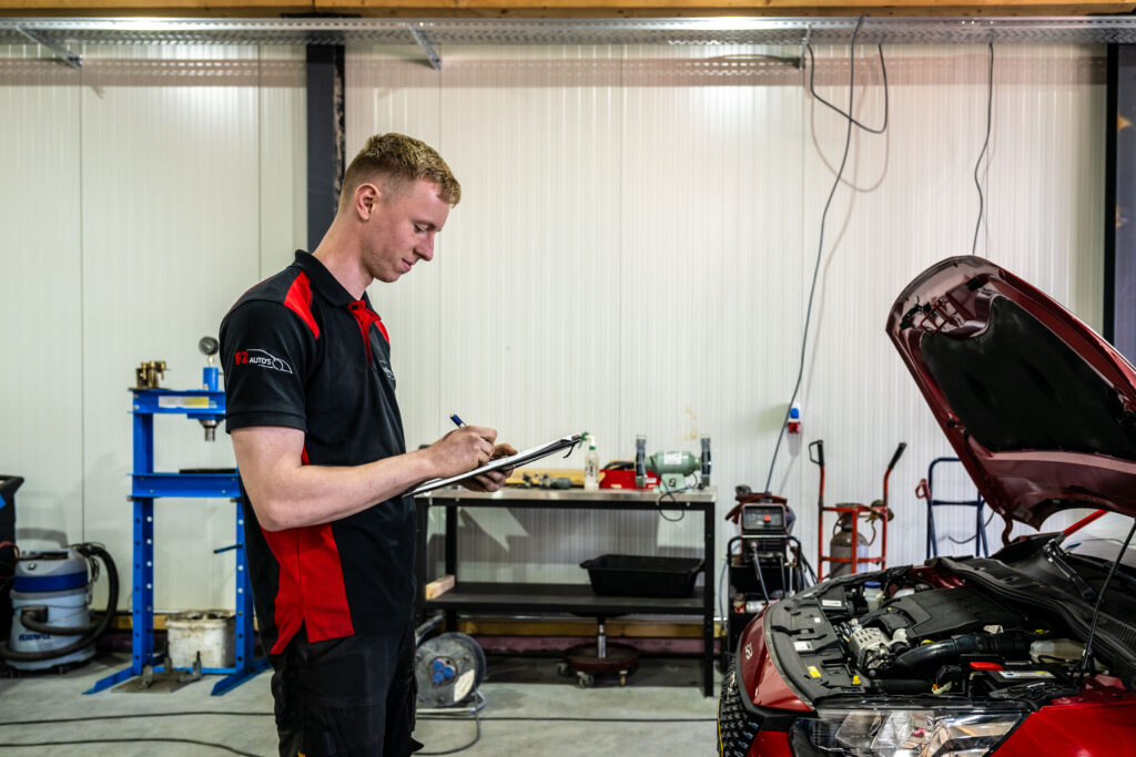 FZ_Auto's_werkplaats Peize