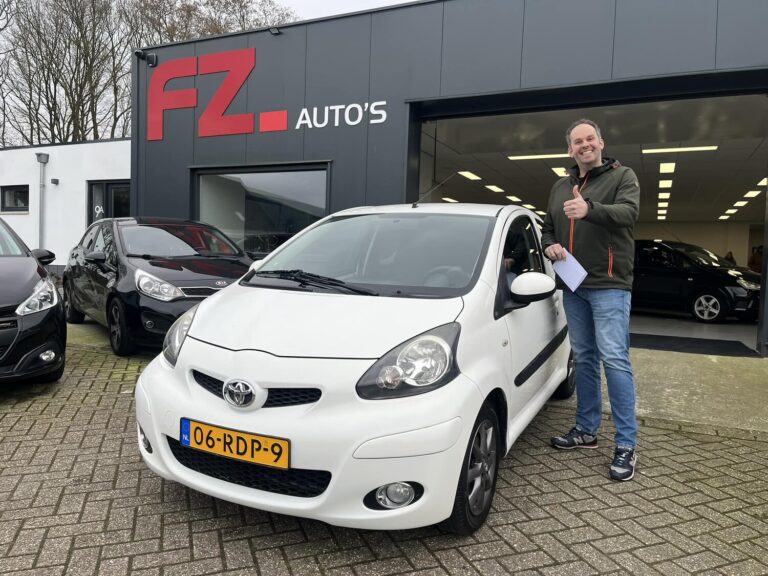 Toyota Aygo verkocht en afgeleverd bij FZ Auto's — april 2024