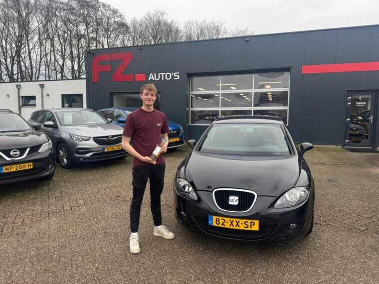 SEAT Leon verkocht en afgeleverd bij FZ Auto's — mei 2026