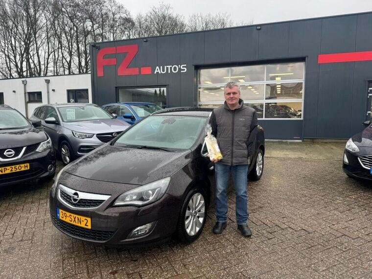 Opel Astra verkocht en afgeleverd bij FZ Auto's — februari 2026