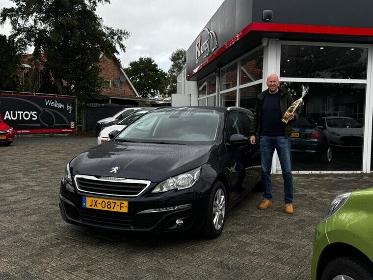 Peugeot 308 verkocht en afgeleverd bij FZ Auto's — september 2025
