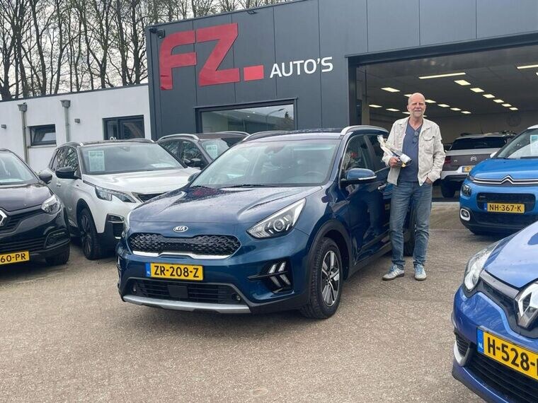 Kia Niro verkocht en afgeleverd bij FZ Auto's — april 2025