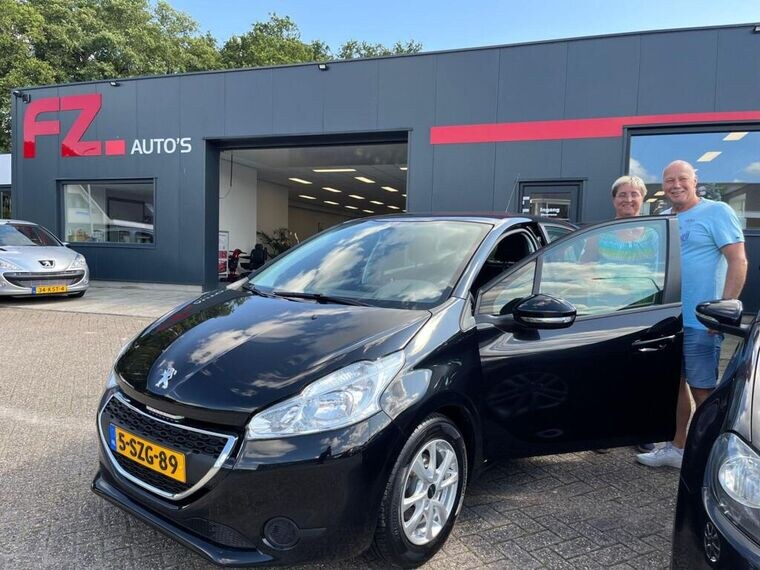 Peugeot 208 verkocht en afgeleverd bij FZ Auto's — november 2024