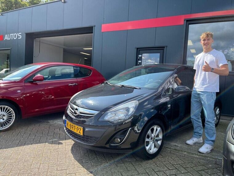 Opel Corsa verkocht en afgeleverd bij FZ Auto's — november 2024