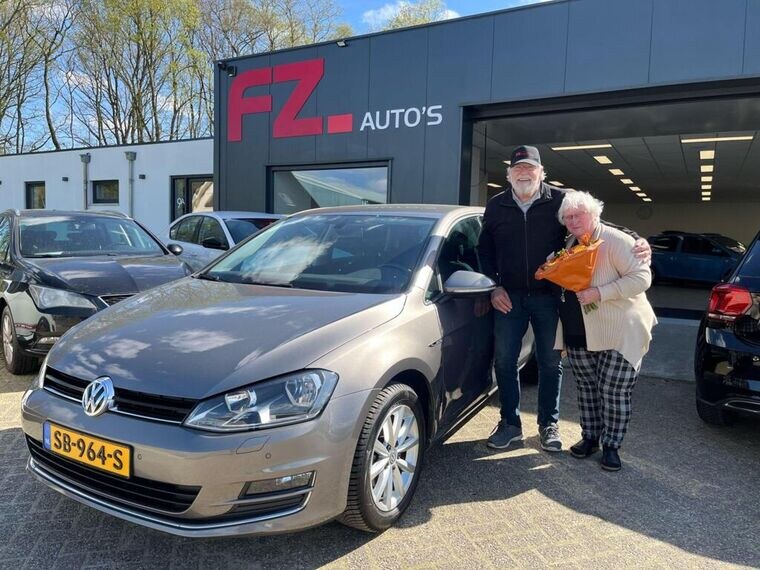 Volkswagen Golf verkocht en afgeleverd bij FZ Auto's — april 2024