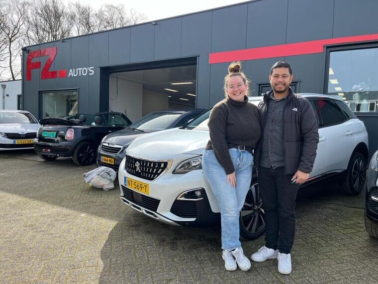 Peugeot 3008 verkocht en afgeleverd bij FZ Auto's — april 2024