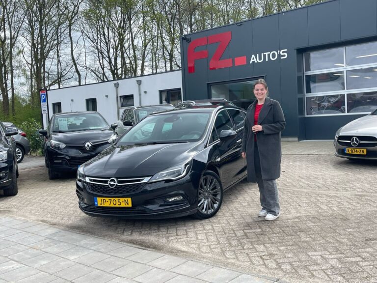 Opel Astra Sports Tourer verkocht en afgeleverd bij FZ Auto's — april 2025