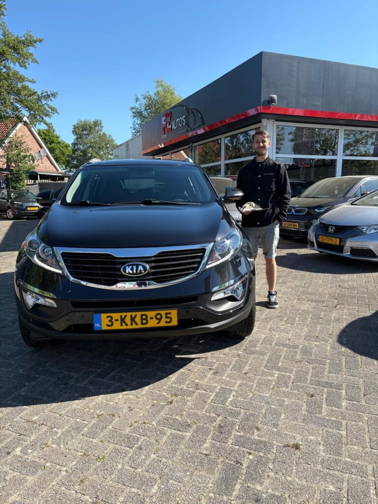 Kia Sportage verkocht en afgeleverd bij FZ Auto's — mei 2025