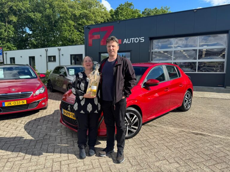 Peugeot 208 verkocht en afgeleverd bij FZ Auto's — mei 2025