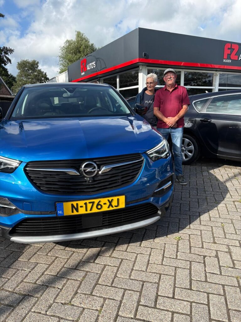 Opel Grandland X verkocht en afgeleverd bij FZ Auto's — augustus 2025