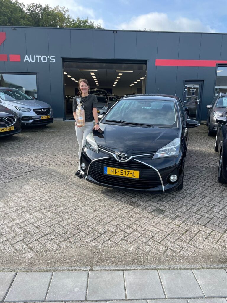 Toyota Yaris verkocht en afgeleverd bij FZ Auto's — september 2025