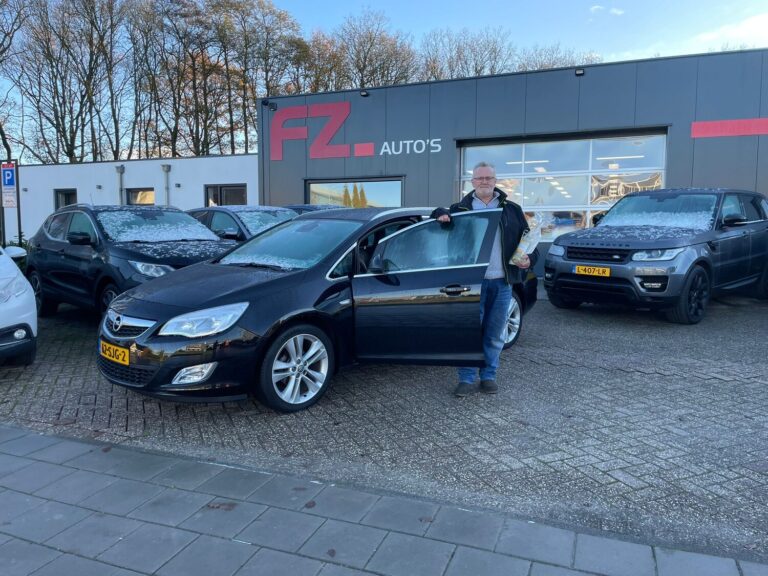 Opel Astra verkocht en afgeleverd bij FZ Auto's — november 2025