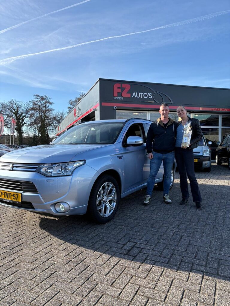 Mitsubishi Outlander verkocht en afgeleverd bij FZ Auto's — maart 2026