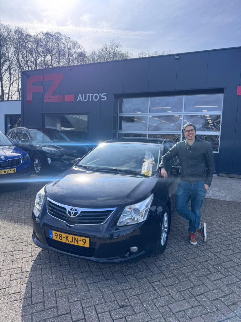 Toyota Avensis verkocht en afgeleverd bij FZ Auto's — maart 2026