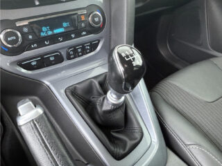 Ford Focus Wagon 1.6 EcoBoost Titanium – foto 21 van 35