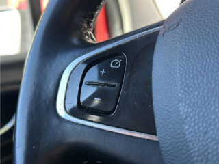 Renault Captur 1.2 TCe Dynamique – foto 18 van 38