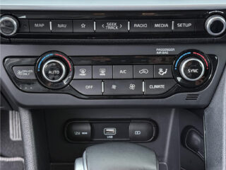 Kia Niro 1.6 GDi Hybrid DynamicLine – foto 19 van 32