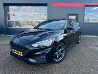 Ford Focus Wagon 1.0 EcoBoost ST-Line – foto 1 van 28