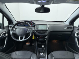 Peugeot 2008 1.2 PureTech Allure – foto 12 van 35