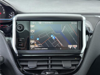 Peugeot 2008 1.2 PureTech Allure – foto 18 van 35