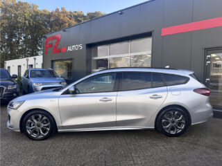 Ford Focus Wagon 1.0 EcoBoost Hybrid ST Line – foto 2 van 28