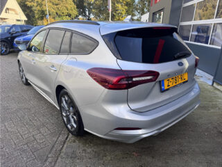 Ford Focus Wagon 1.0 EcoBoost Hybrid ST Line – foto 3 van 28