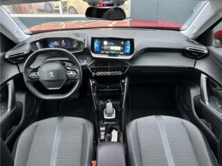 Peugeot e-2008 EV Allure Pack 50 kWh – foto 12 van 38