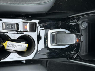 Peugeot e-2008 EV Allure Pack 50 kWh – foto 14 van 38