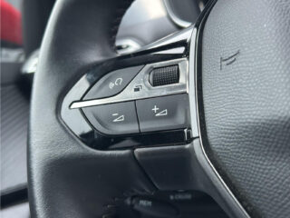 Peugeot e-2008 EV Allure Pack 50 kWh – foto 16 van 38