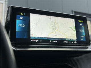 Peugeot e-2008 EV Allure Pack 50 kWh – foto 22 van 38