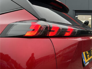 Peugeot e-2008 EV Allure Pack 50 kWh – foto 9 van 38